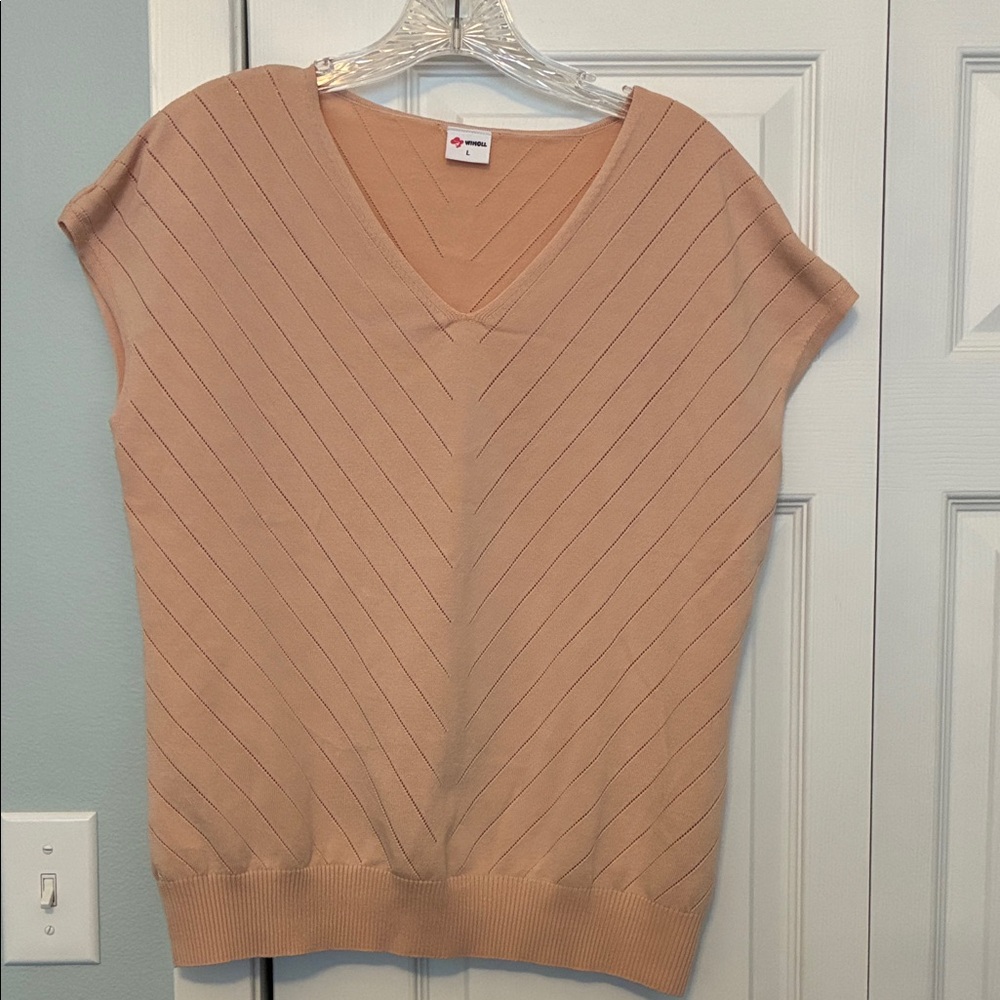 Pink short sleeve sweater